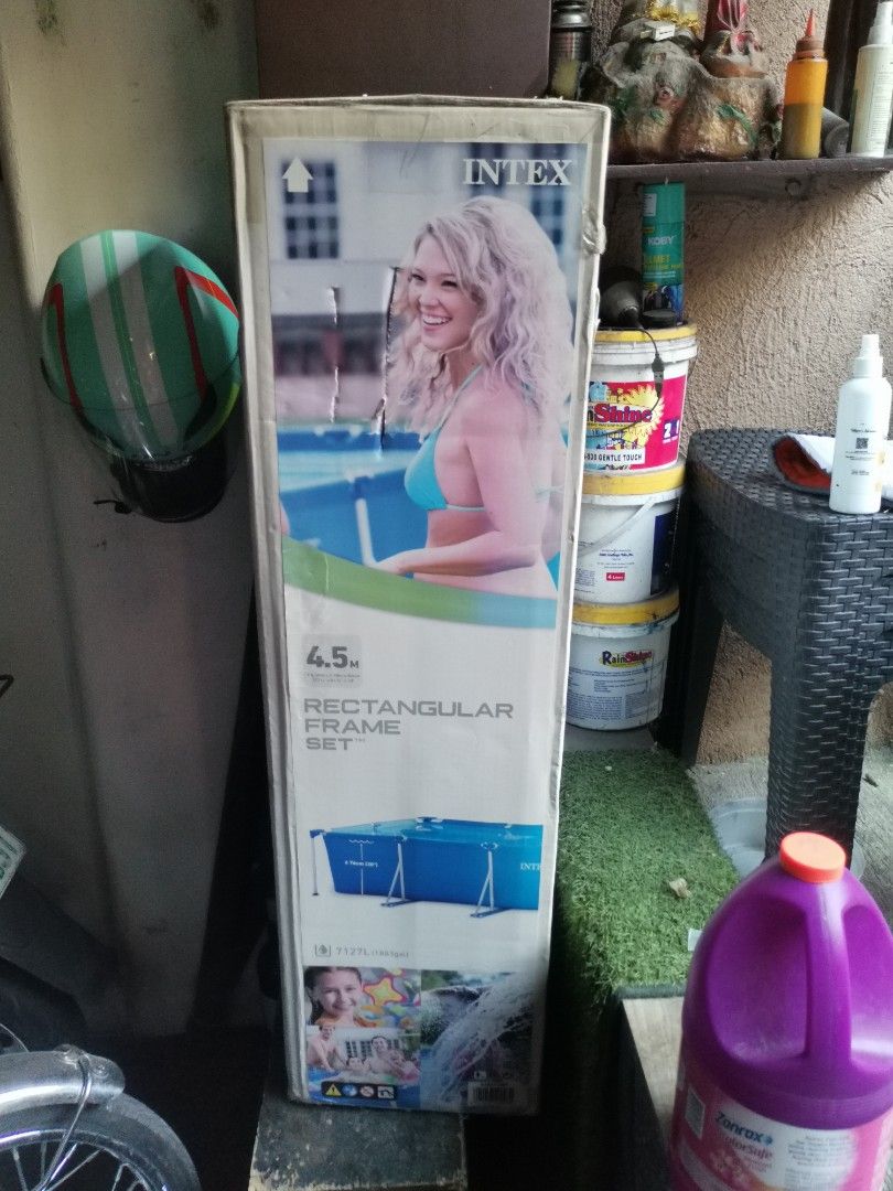 Intex swimming pool 4.5M on Carousell
