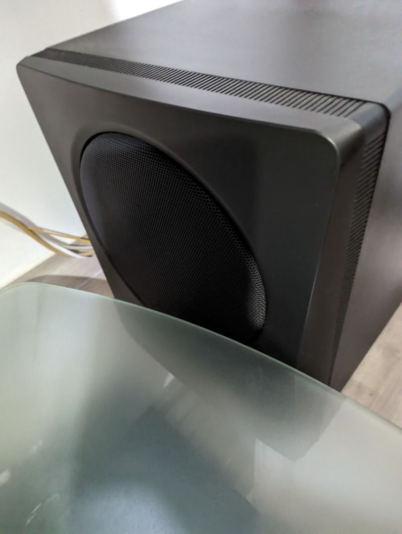 JBL LSR2310SP 10" Powered Studio Subwoofer, Hobbies & Toys, Music