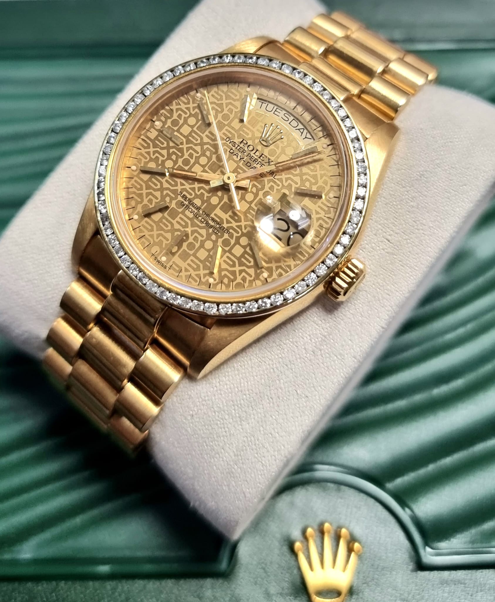 Gold diamond hotsell rolex mens