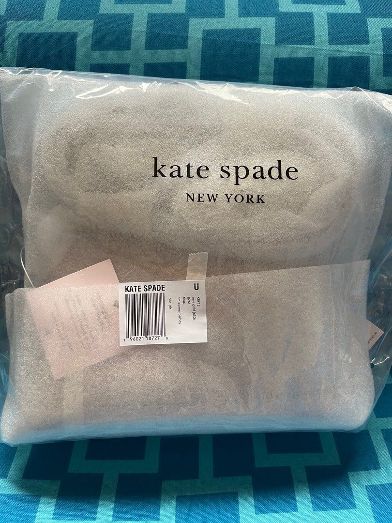 Kate Spade K8713 Tinsel Small Dome Crossbody In Black