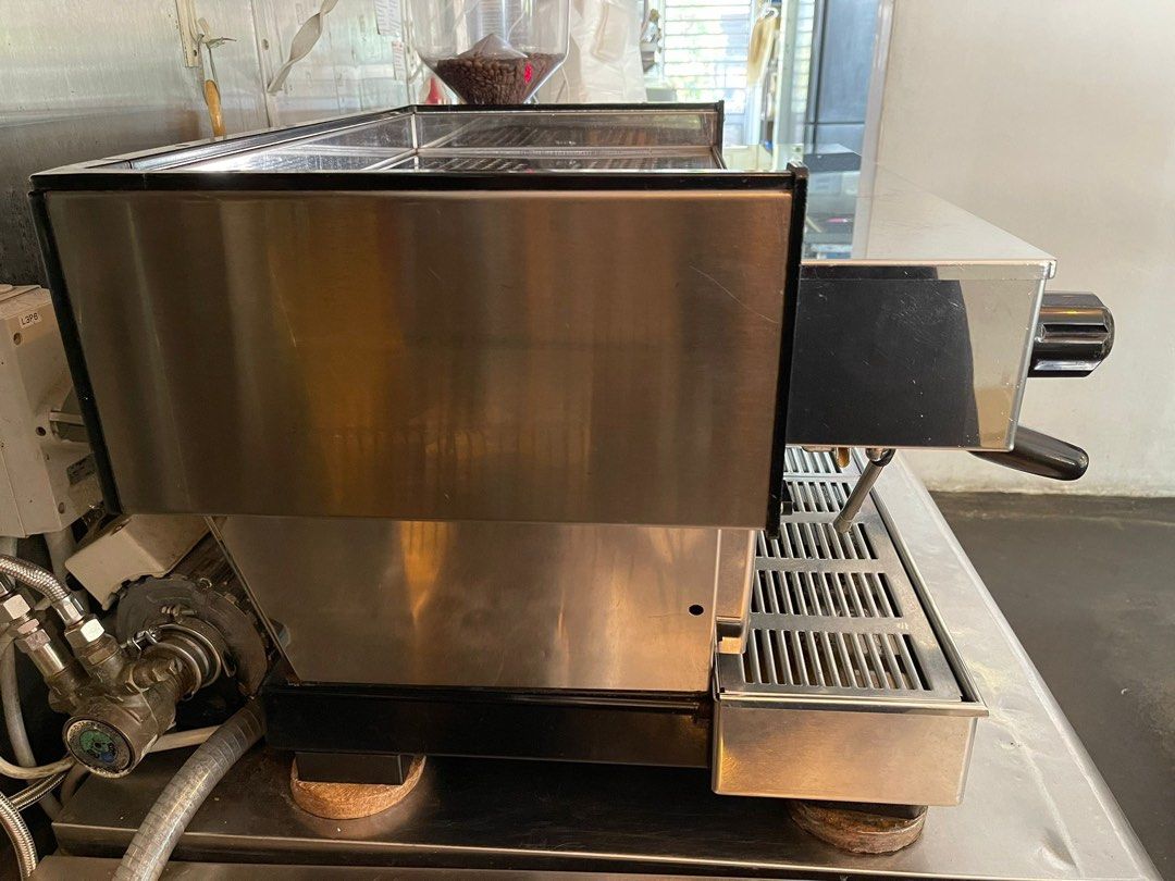 La Marzocco Linea Classic 2 Group Espresso Coffee Machine with shot