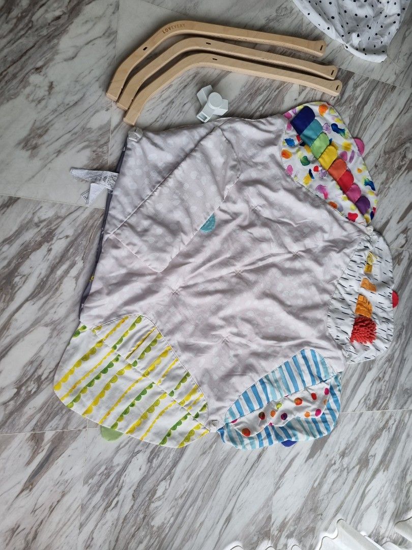 Lovevery Playmat, Babies & Kids, Infant Playtime on Carousell