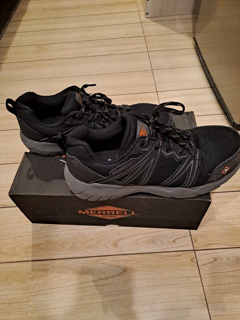 Merrell Safety Shoes, Men's Fashion, Footwear, Sneakers on Carousell