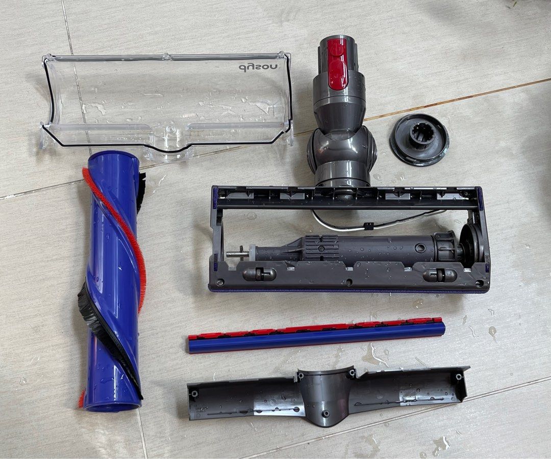 New Dyson Direct Drive carpet Roller head, TV & Home Appliances, Vacuum