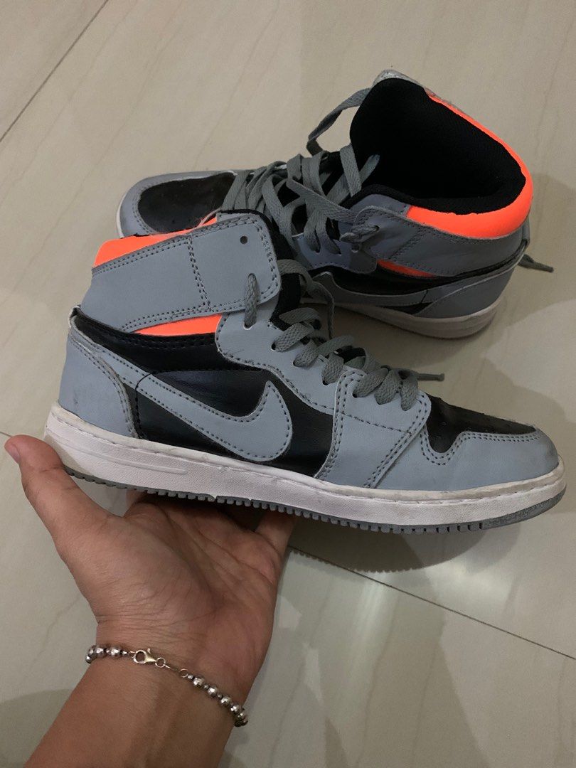 harga nike air jordan 1