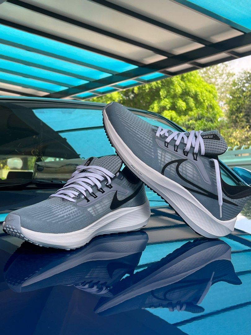 Nike Air Zoom Pegasus 39, Men's Fashion, Footwear, Sneakers on Carousell