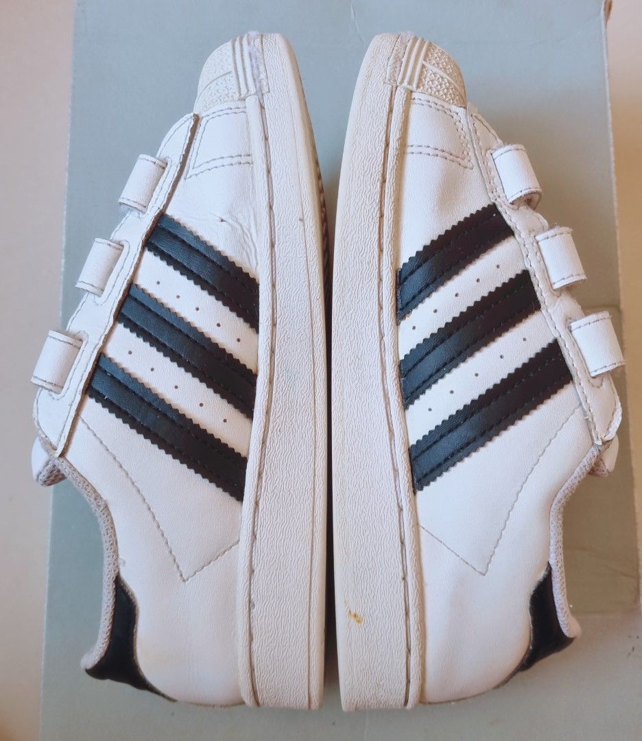 Nike Superstar US1.5/Eur33/20cm, Babies & Kids, Babies & Kids Fashion ...