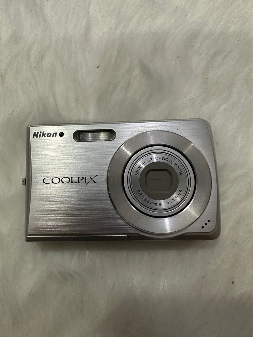 Nikon Coolpix S200 on Carousell
