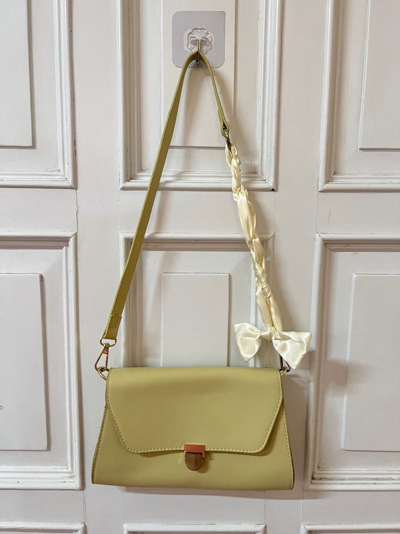 Pastel yellow handbag online