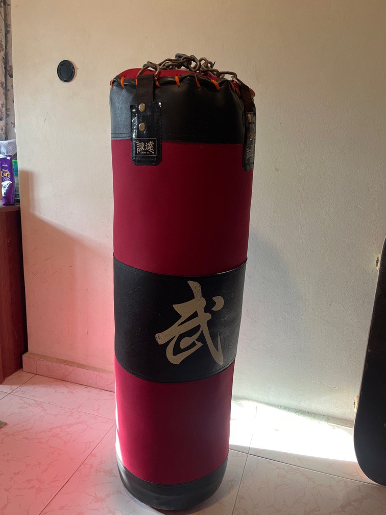 Punching Bag Sand Bag Large, Sports Equipment, Exercise & Fitness
