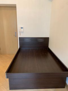 （分類：）位於 。 由 tiff_c 提交（商品編號 1227864978，圖片 1）。簡介： 。