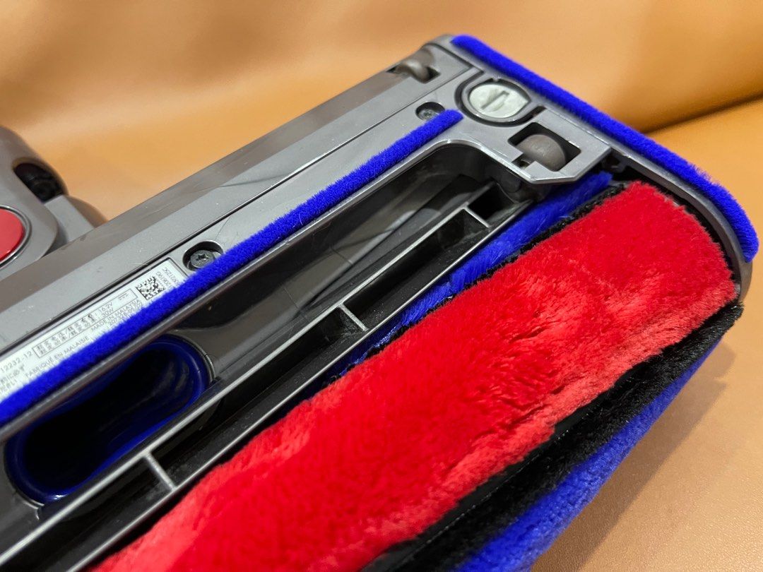 Refurb Dyson Fluffy Roller for V6, DC58, DC59, DC61, DC62, DC74, TV & Home Appliances, Vacuum