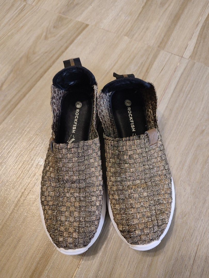 RockFish Slipon Shoes, Women's Fashion, Footwear, Sneakers on Carousell