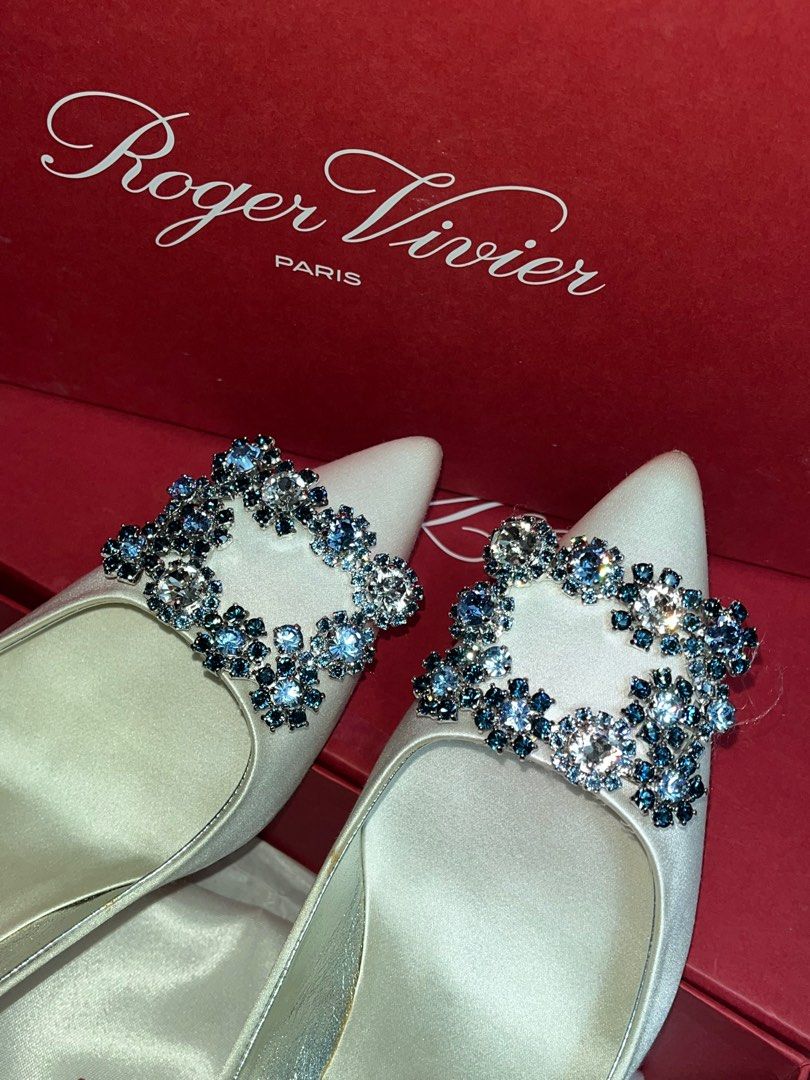 Roger Vivier Flower Strass Buckle cloth heels