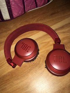 SALE! JBL LIVE 400BT WIRELESS HEADPHONES