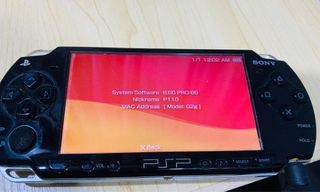 Selling cheap! Black Modded PSP 2006. Can only boot up when plug in