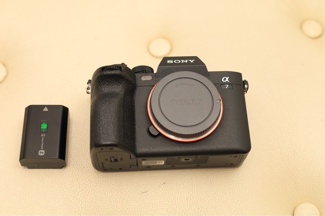 Sony a7iv body only (Category: Cameras) located in Quezon City. Submitted by francisresu (Listing ID 1227780991, Image 2). Description: Sony a7iv 117k php With orig battery only Good condition 30k clicks Pm if interested Meycauayan bulacan Qc timog 8-9am schooldays only.