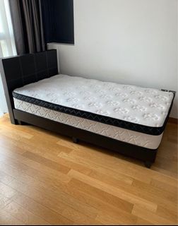 (Category: ) located in . Submitted by gracebuyer (Listing ID 1227845583, Image 1). Description: .