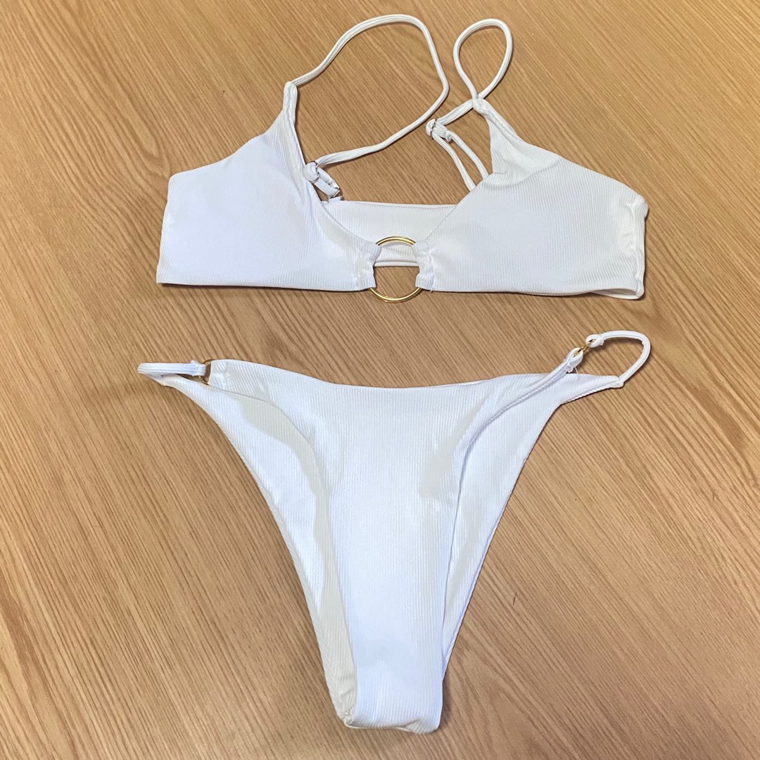 Swimsuit (B), Women's Fashion, Swimwear, Bikinis & Swimsuits On Carousell