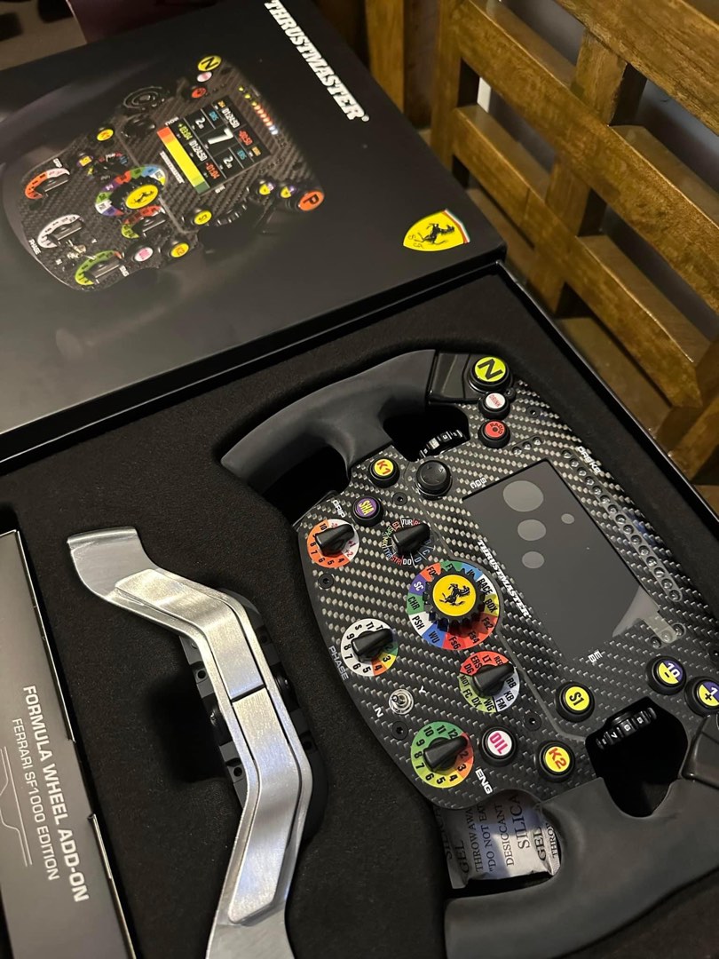 THRUSTMASTER SF1000 WITH T CHRONOS PADDLES (lady owned) on Carousell