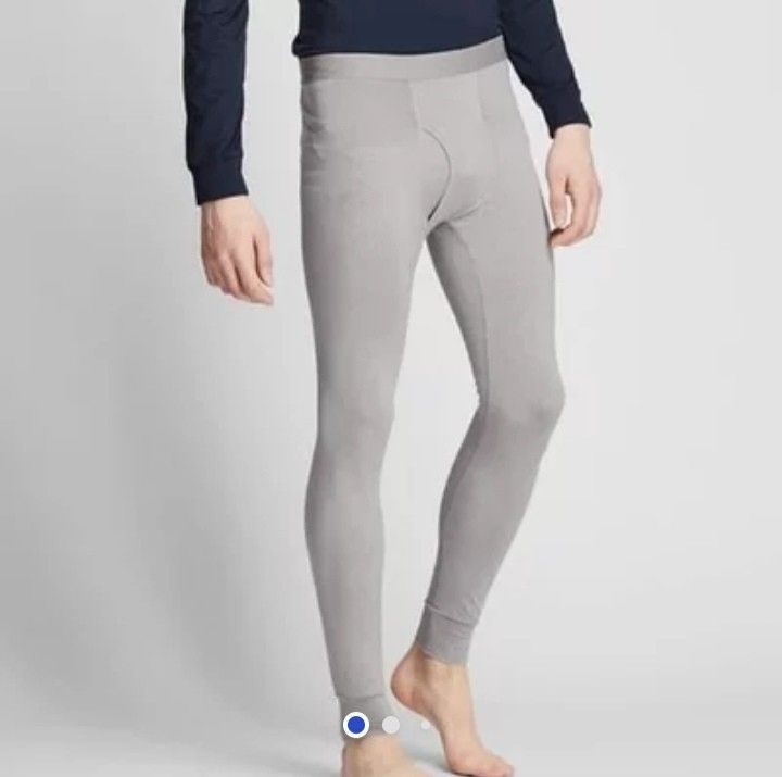 Uniqlo Heattech Leggings Extra Warm Large, Men's Fashion, Bottoms,  Underwear on Carousell