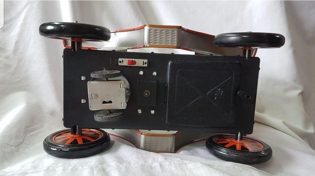 Vintage Metal Classic Car Made In Japan, Hobbies & Toys, Toys & Games