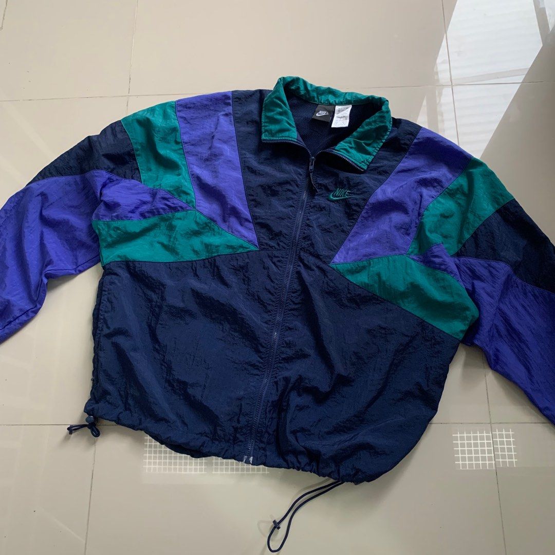 Nike hot sale windbreaker colorblock