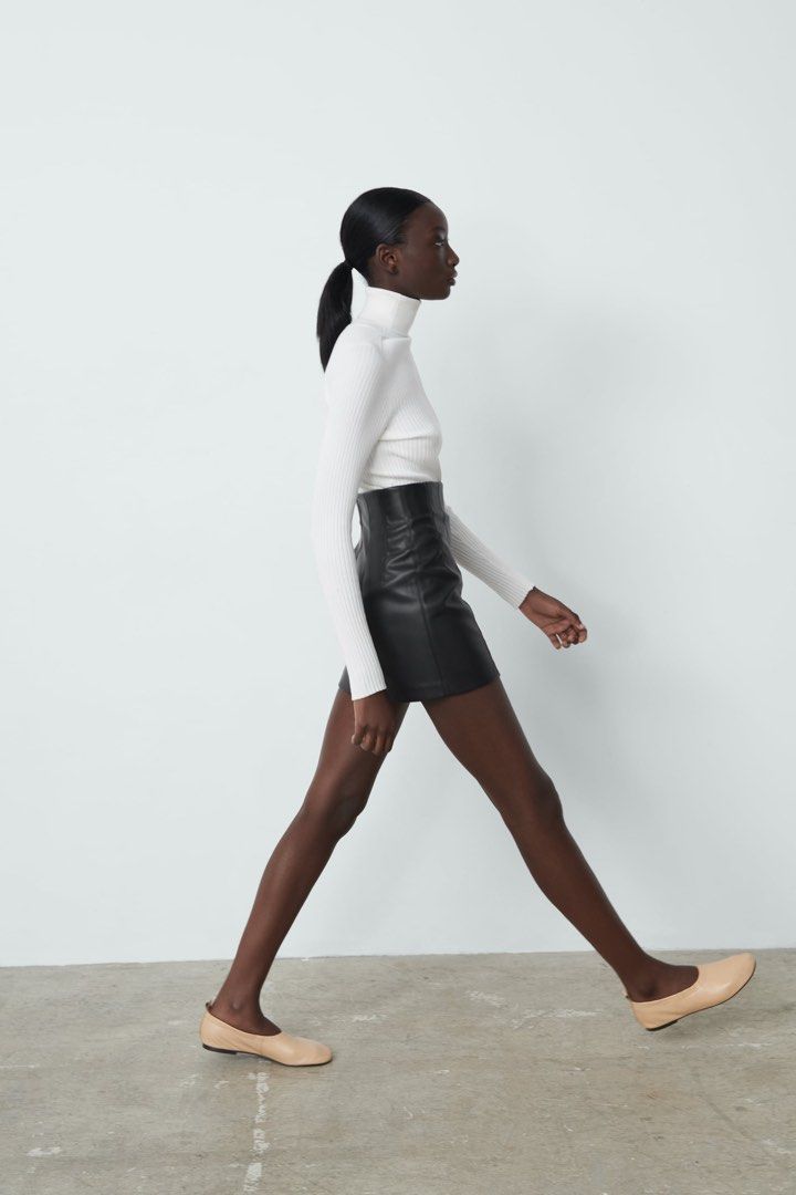Black leather mini skirt zara hotsell