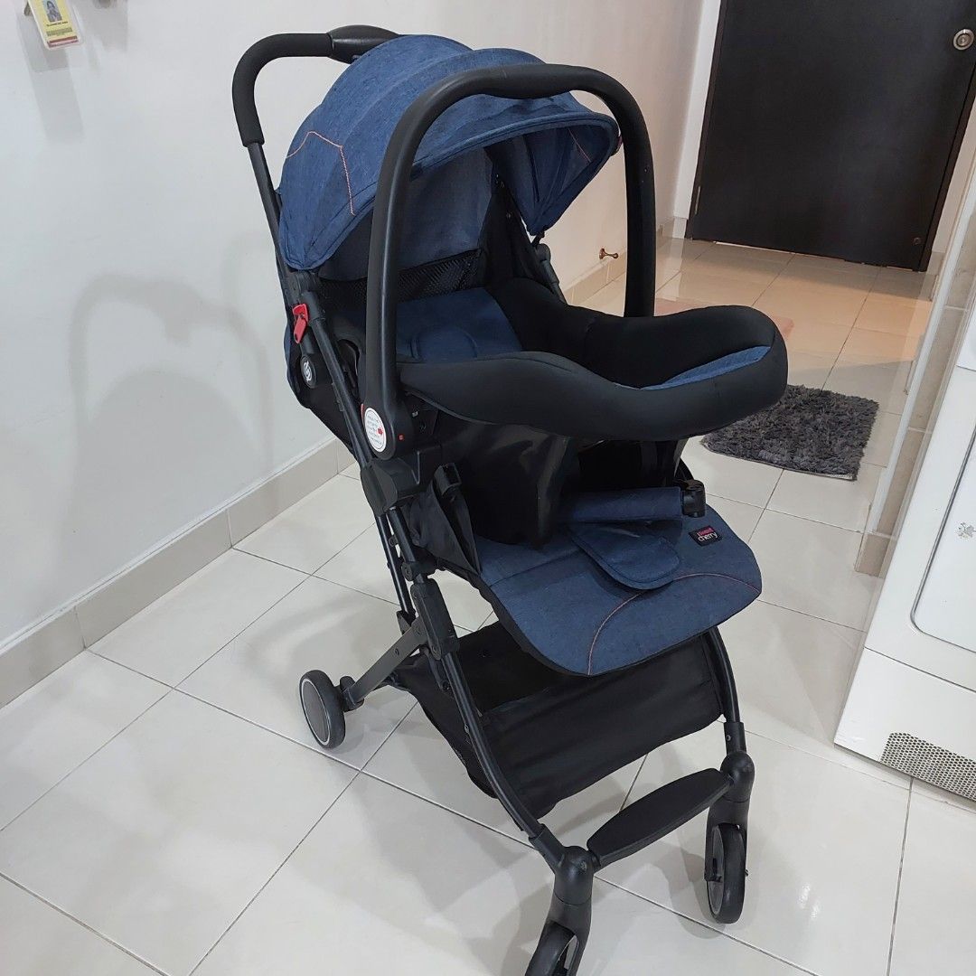 2nd hand stroller, Babies & Kids, Going Out, Strollers on Carousell