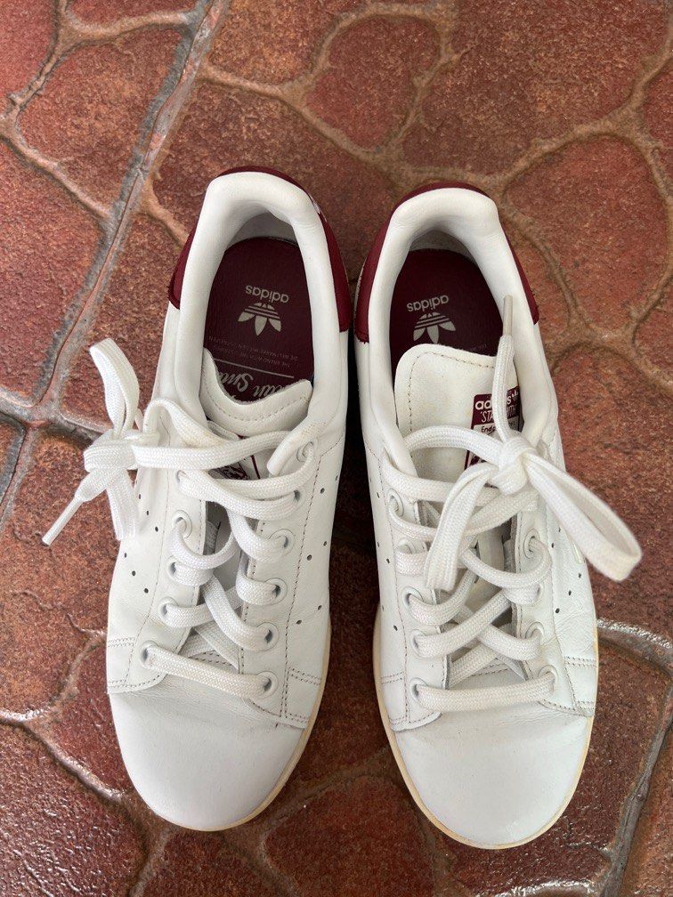 stan smith maroon
