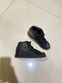 (AUTHENTIC) ADIDAS HIGH TOP SNEAKERS BLACK SNAKESKIN