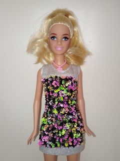 BARBIE BLONDE HAIR WITH COMPLETE FASHION