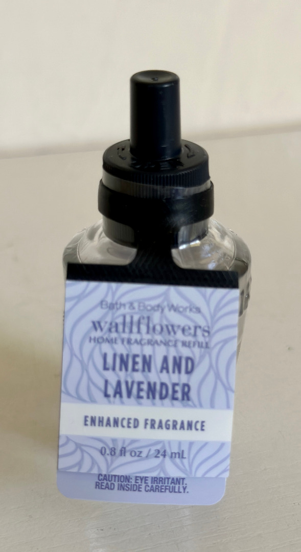 BATH & BODY WORKS WALLFLOWERS HOME FRAGRANCE REFILL LINEN AND