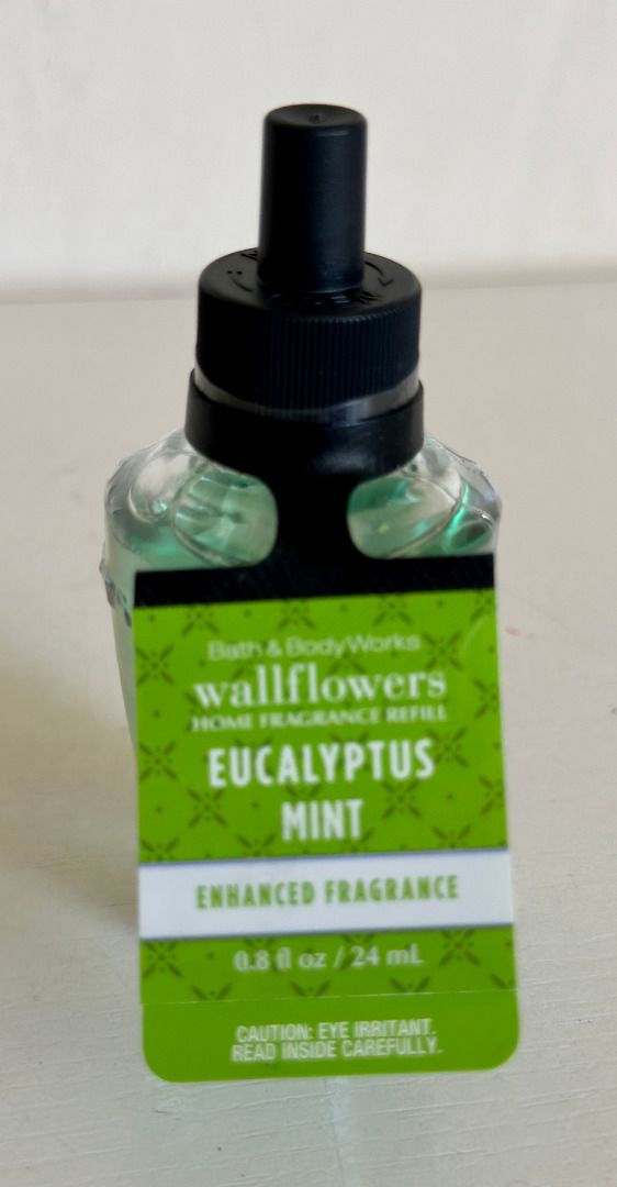 BATH & BODY WORKS WALLFLOWERS HOME FRAGRANCE REFILL EUCALYPTUS MINT