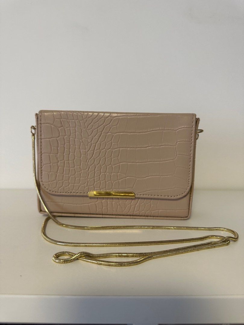 Gold sales clutch box