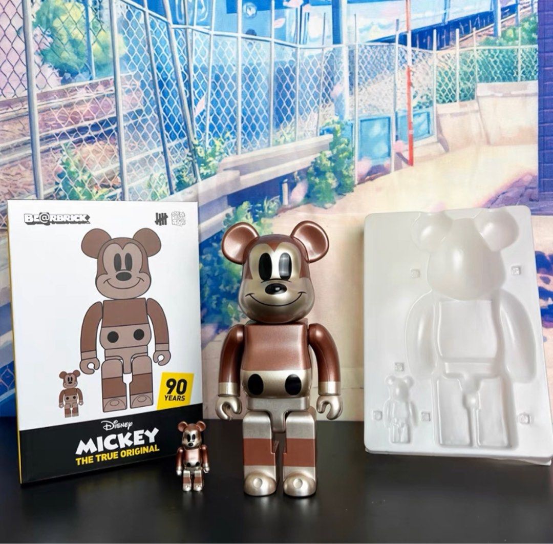 BE@RBRICK 400%+100% Undefeated Mickey Mouse 90th Anniversary