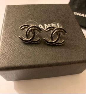(Category: ) located in . Submitted by phoenix2sales (Listing ID 1227997794, Image 1). Description: .