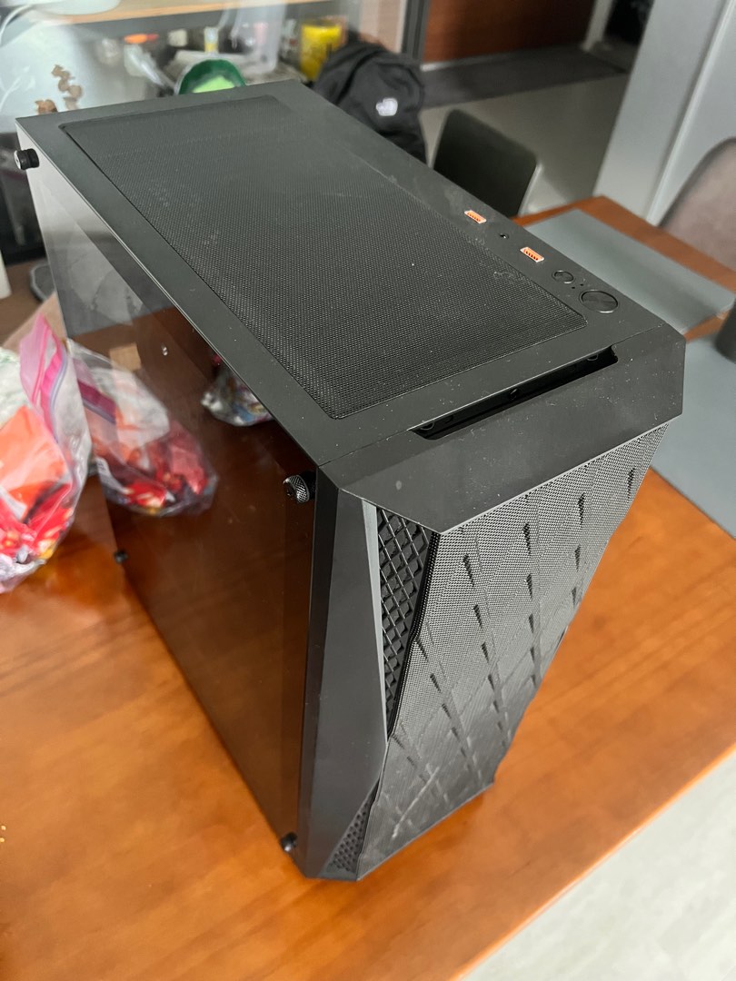 Cheap gaming desktop intel i7 ! 32gb ramGood specs and upgrades