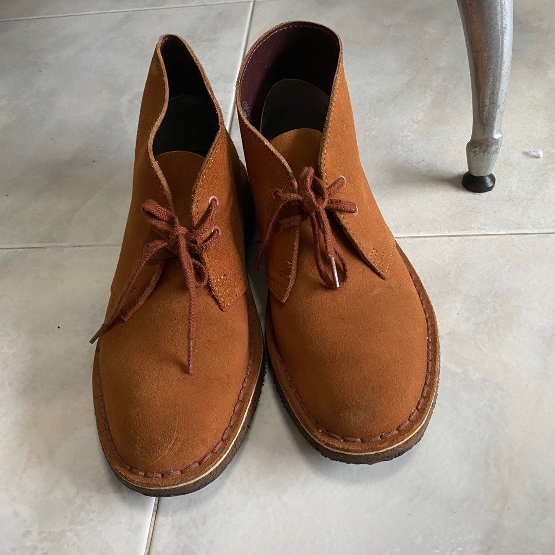 Mens clarks on sale suede desert boots