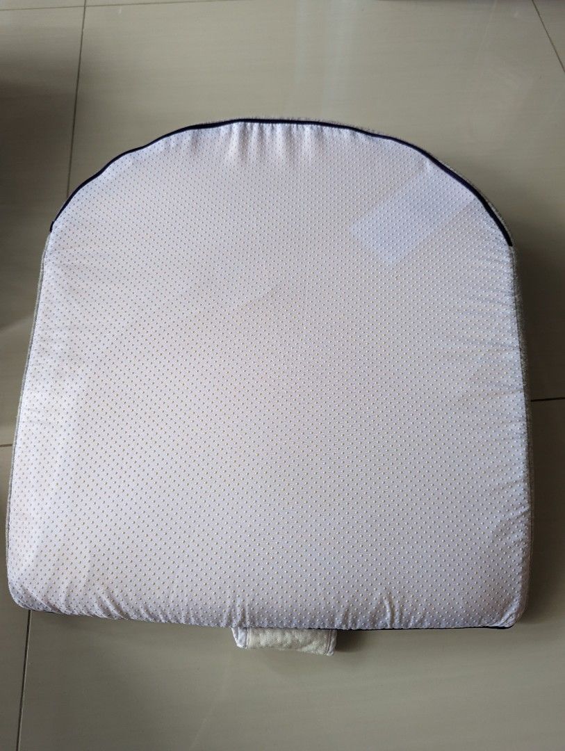 Clevamama clevafoam wedge reflux, Babies & Kids, Baby Nursery & Kids
