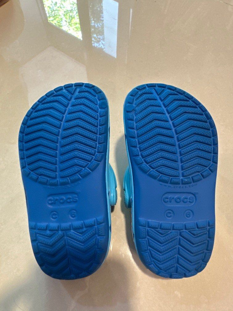 Crocs Baby Shark Size C6, Babies & Kids, Babies & Kids Fashion on Carousell