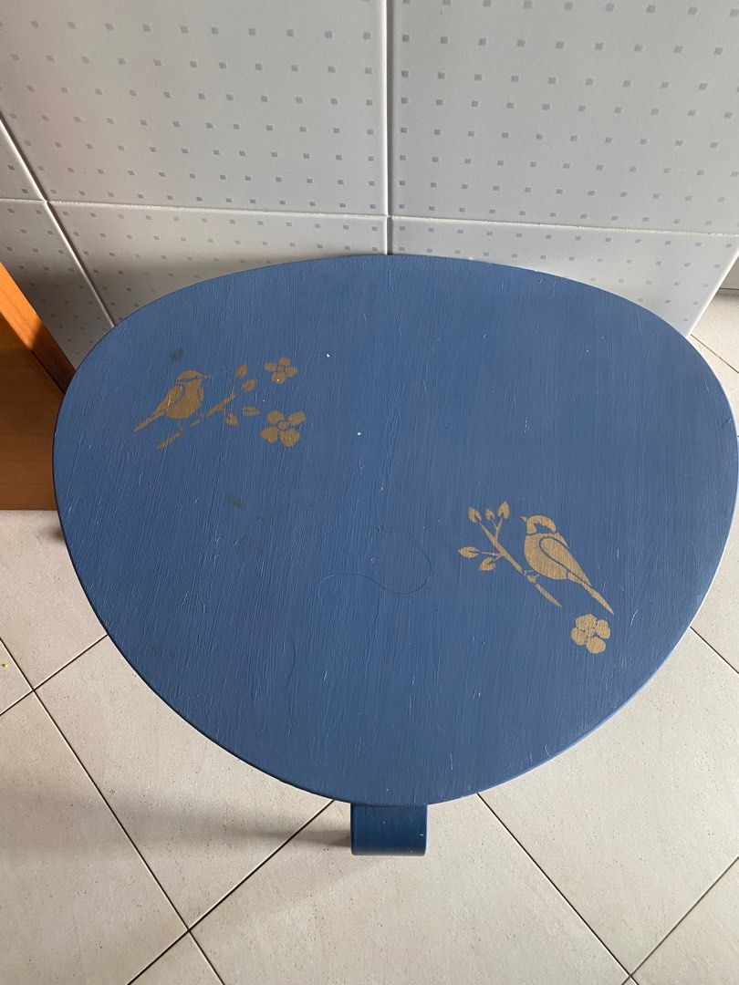 Custom table (Category: Tables & Sets) located in Singapore. Submitted by MeshArt (Listing ID 1227909472, Image 1). Description: Free for someone in need .