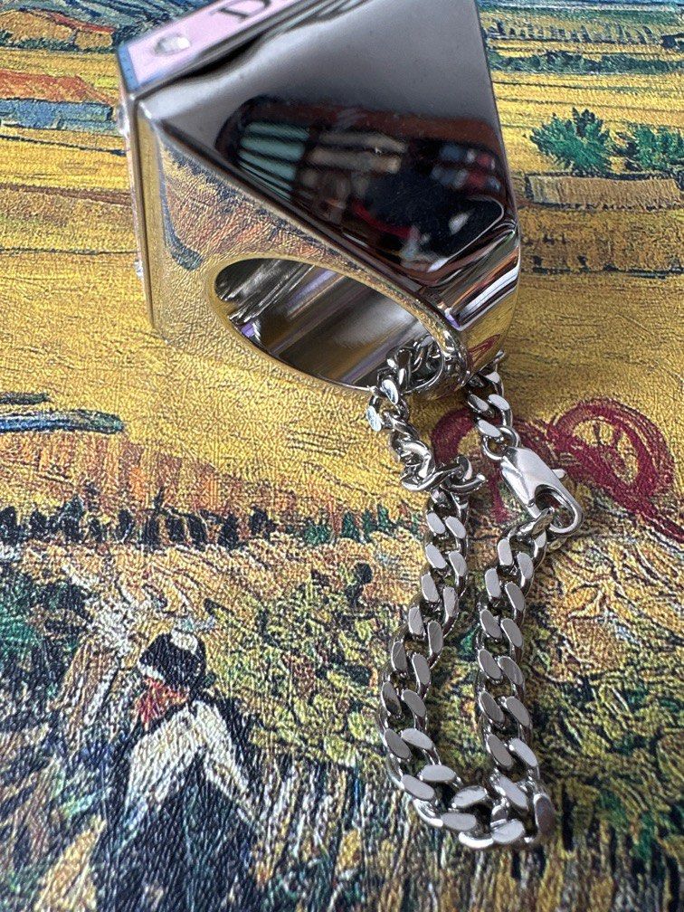 Dior lipgloss ring with mirror Carousell