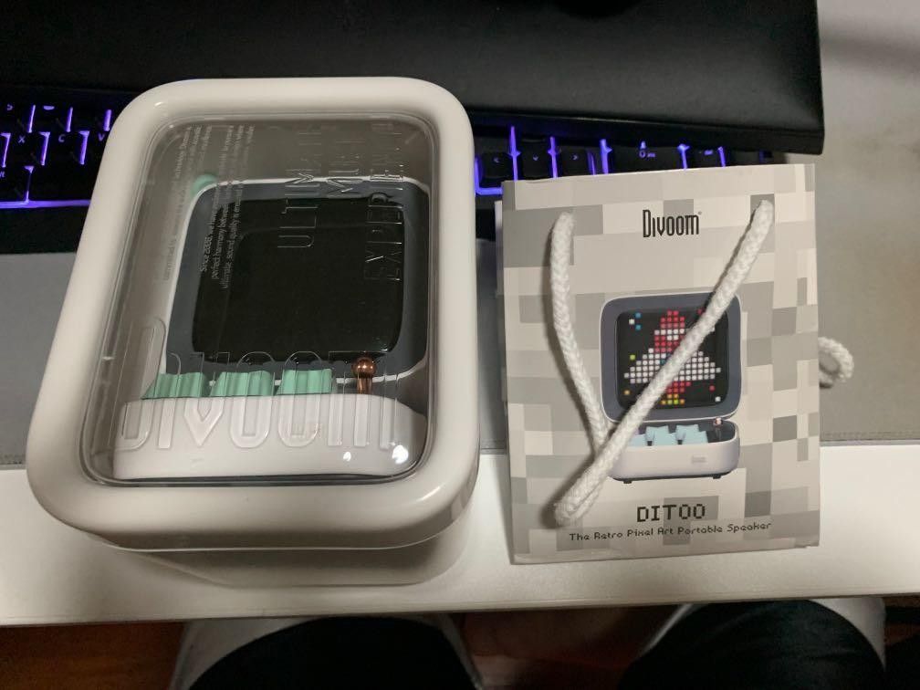 Divoom Ditoo Retro Pixel Art Portable Speaker in White, Audio ...