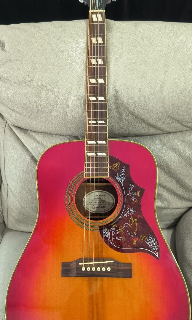 Epiphone Hummingbird Studio acoustic guitar with TKL Gibson Hardcase or
