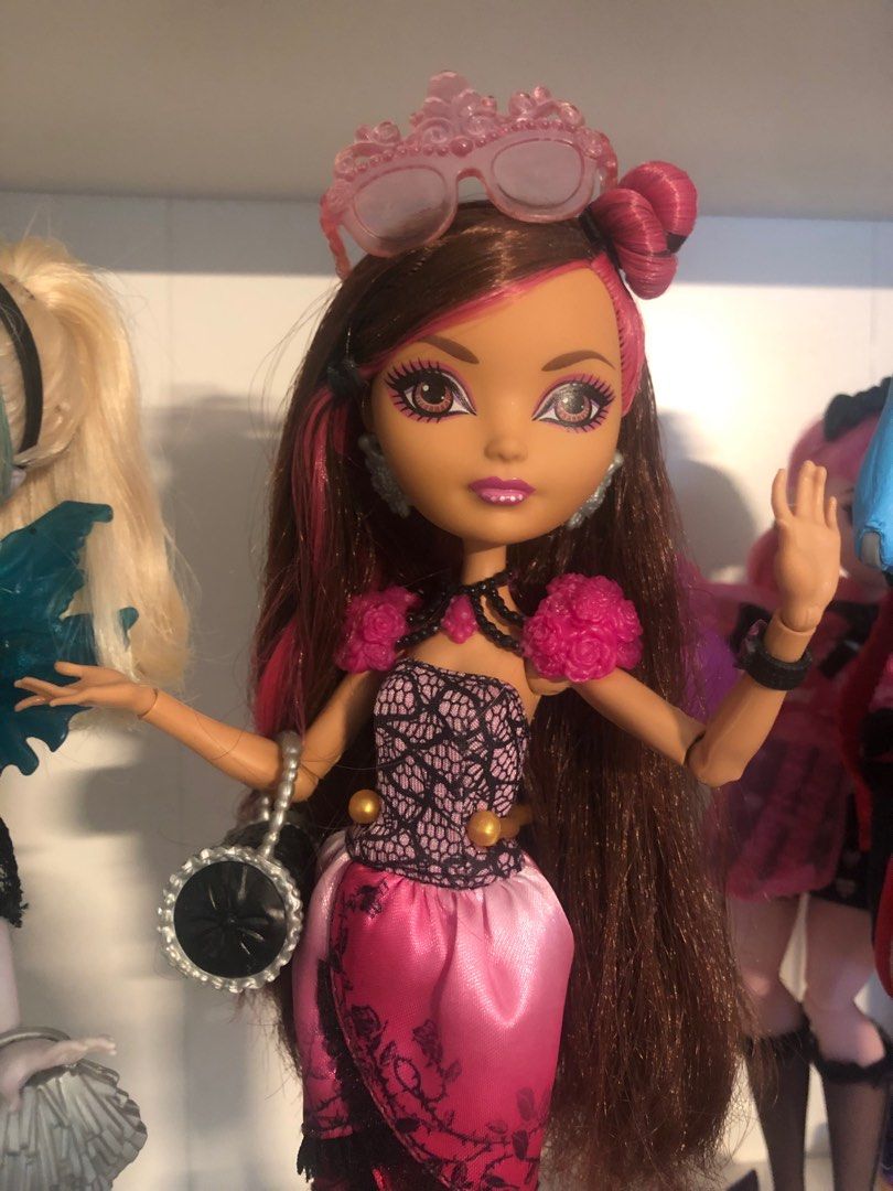 ever after high dolls on Carousell