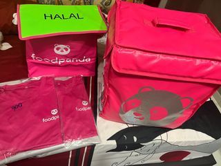 Foodpanda Brand New Thermal Bag Set (for biker, PMA, walker)