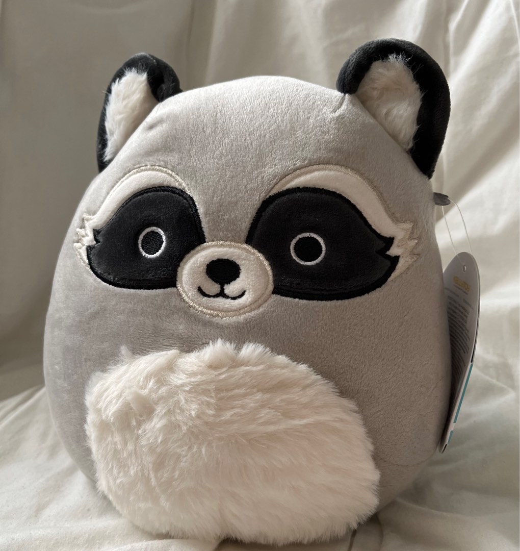 Raccoon squishmallow cheap 16 inch