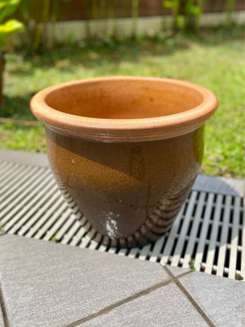 Glazed Clay Pot, Furniture & Home Living, Gardening, Pots & Planters on