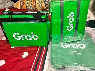 Grab - brand new Thermal Bag set for sale! (Biker, PMA, walker)
